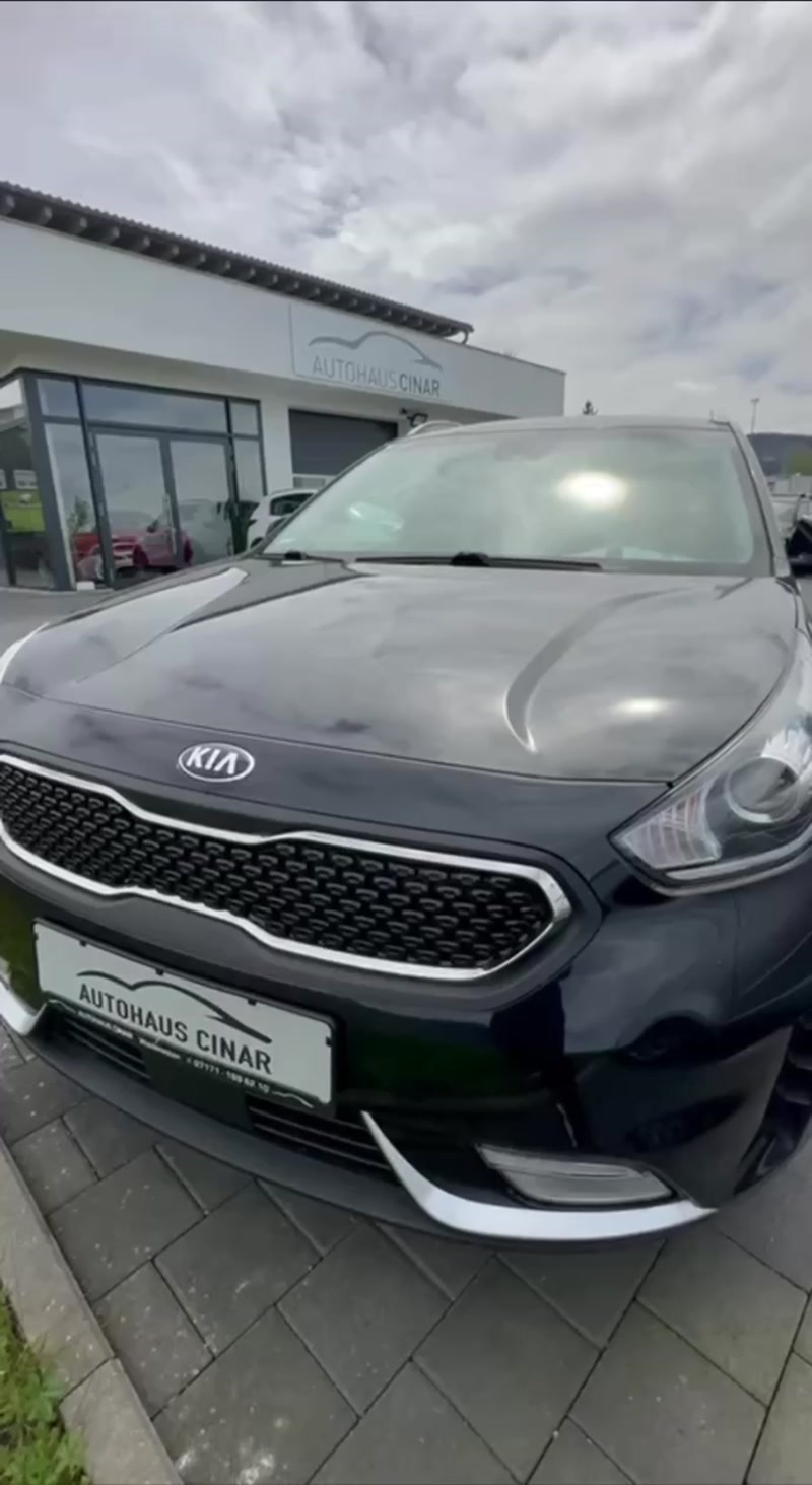 Обзор видео - Kia Niro